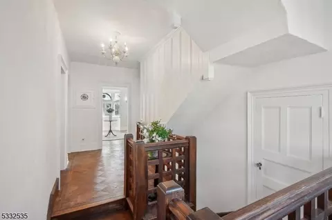 80 Cedar St, Millburn, NJ 07041 photo 27