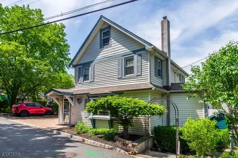 7 Force Pl, Mount Tabor, NJ 07878 photo 3
