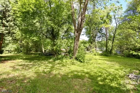 28 Summit Ave, Gillette, NJ 07933 photo 11