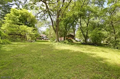 28 Summit Ave, Gillette, NJ 07933 photo 12
