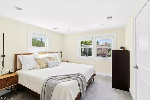 1208 Lansdowne Ter, Plainfield, NJ 07062 photo 17