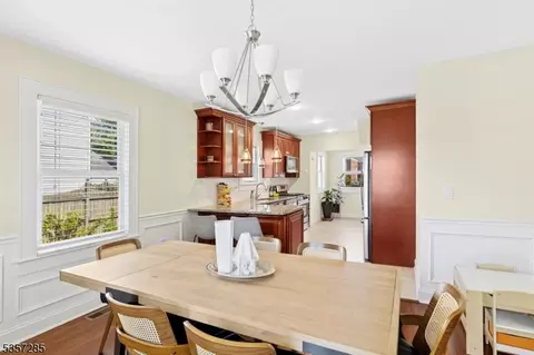 1208 Lansdowne Ter, Plainfield, NJ 07062 photo 8