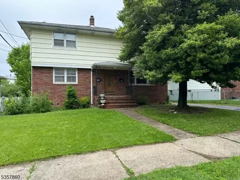 76 Scoles Ave, Clifton, NJ 07012