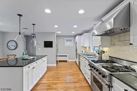 29 Beekman Rd, Summit, NJ 07901 photo 10