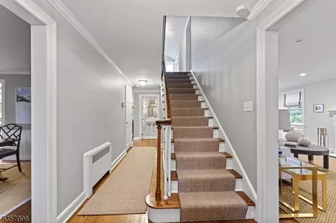 29 Beekman Rd, Summit, NJ 07901 photo 2