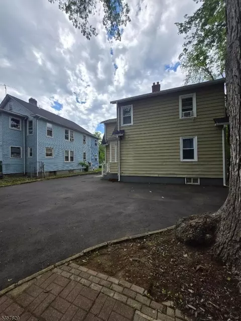 1123 W 4th St, Plainfield, NJ 07063 photo 4