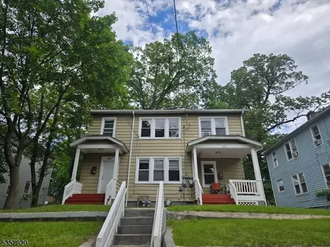 1123 W 4th St, Plainfield, NJ 07063