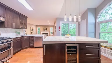 24 Parkview Rd, Randolph, NJ 07869 photo 13