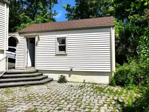 104 Oldham Rd, Wayne, NJ 07470 photo 2