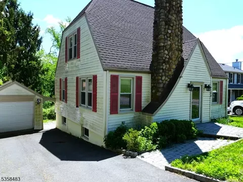 104 Oldham Rd, Wayne, NJ 07470