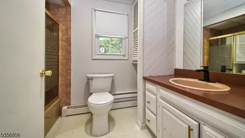 29 Oldham Rd, Wayne, NJ 07470 photo 9