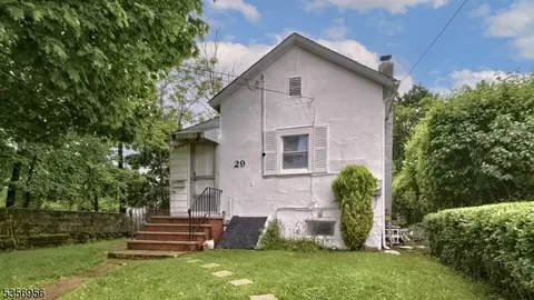29 Oldham Rd, Wayne, NJ 07470 photo 2