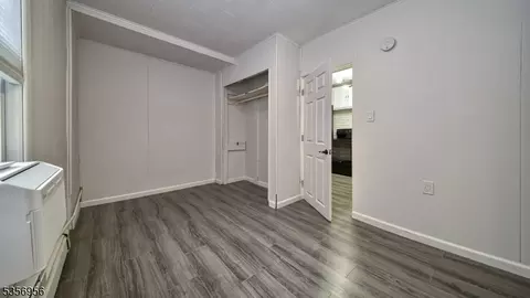 29 Oldham Rd, Wayne, NJ 07470 photo 11