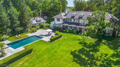 550 Park St, Montclair, NJ 07043