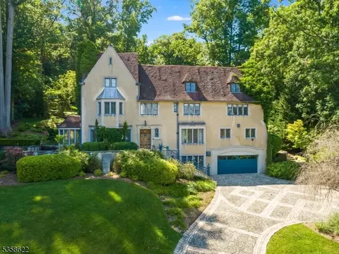 310 Highland Ave, Montclair, NJ 07043