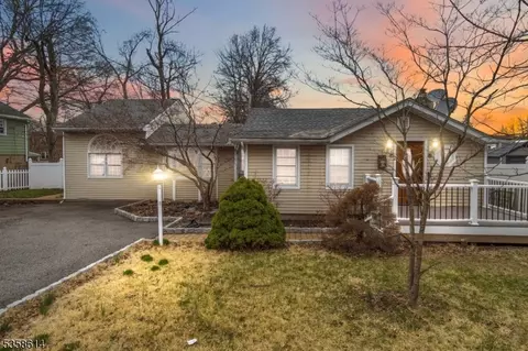 2 Longview Ave, Lake Hiawatha, NJ 07034
