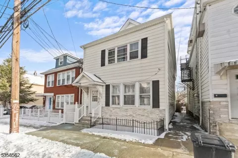 129 Ackerman Ave, Clifton, NJ 07011