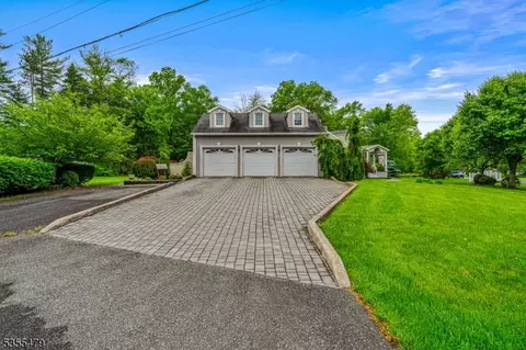 6 Frances Rd, Warren, NJ 07059 photo 4