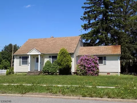 44 Jacksonville Rd, Pequannock Twp, NJ 07082