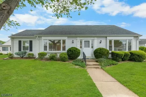 381 Old Nassau Rd # C, Monroe Township, NJ 08831