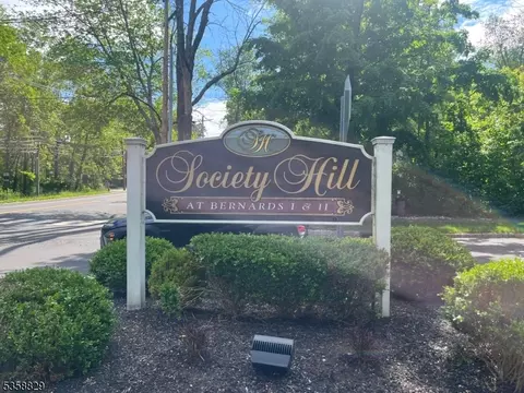 31 Baldwin Ct Condo, Basking Ridge, NJ 07920