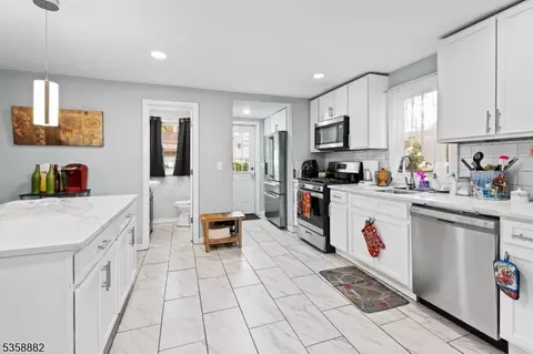 39 Emma St, Plainfield, NJ 07063 photo 9