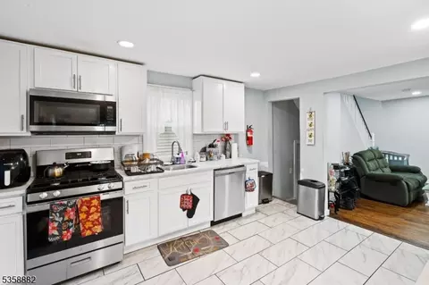39 Emma St, Plainfield, NJ 07063 photo 7
