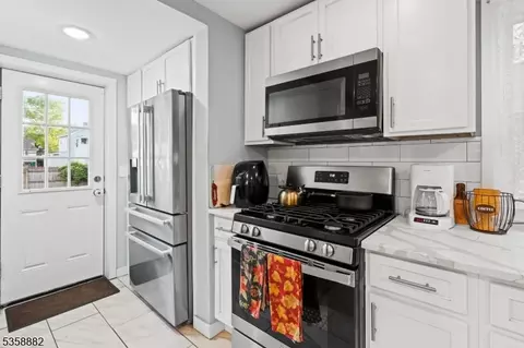 39 Emma St, Plainfield, NJ 07063 photo 8
