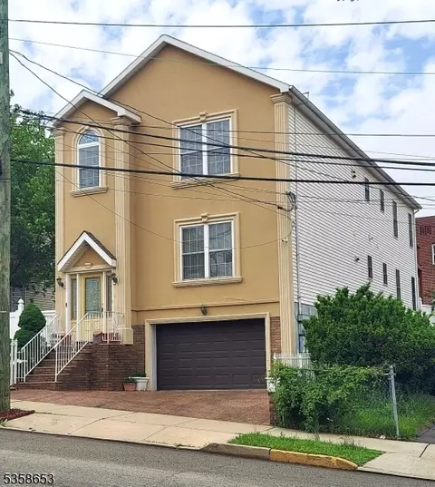 547 11th Ave, Paterson, NJ 07514