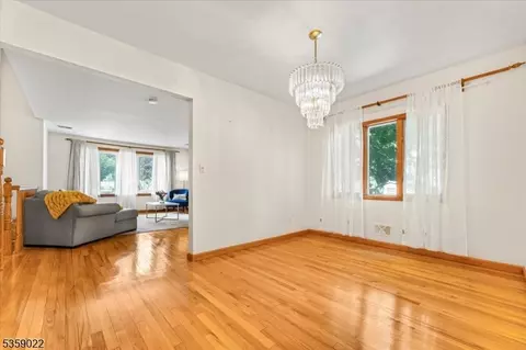 359 Summit Rd, Union, NJ 07083 photo 5