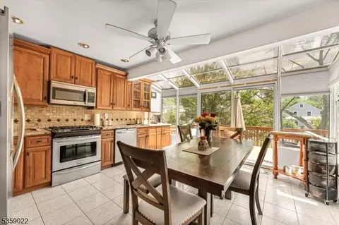 359 Summit Rd, Union, NJ 07083