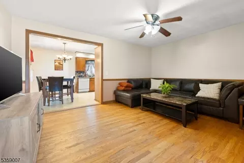 580 Mountainview Dr, North Plainfield, NJ 07063 photo 6