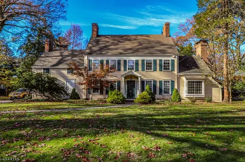 1775 Sleepy Hollow Ln, Plainfield, NJ 07060