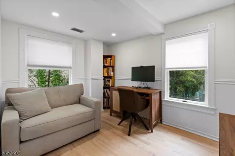 77 E Main St, Mendham, NJ 07945 photo 13
