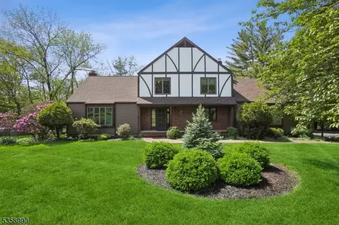 3 Hendrick Rd, Flemington, NJ 08822