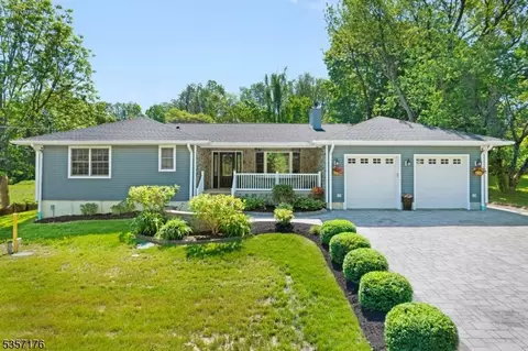 55 Mooney Rd, Ledgewood, NJ 07852