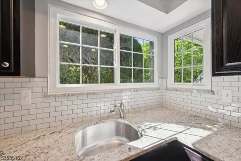 24 Stevens Ct, Bedminster, NJ 07921 photo 14