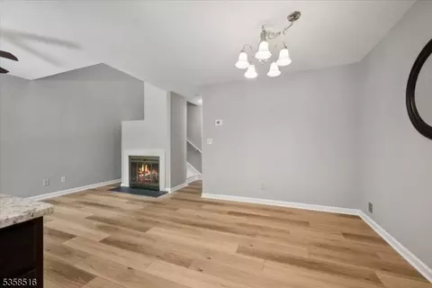 24 Stevens Ct, Bedminster, NJ 07921 photo 9