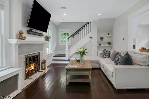 104 Pollard Rd, Mountain Lakes, NJ 07046