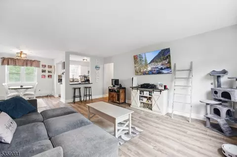 43 Conforti Ave #24, West Orange, NJ 07052