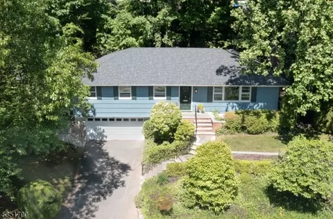 27 Belgrade Ter, West Orange, NJ 07052