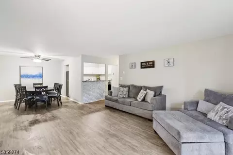 798 Eves Dr #3G, Hillsborough, NJ 08844