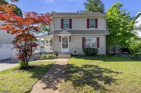 340 Runyon Ave, Middlesex, NJ 08846