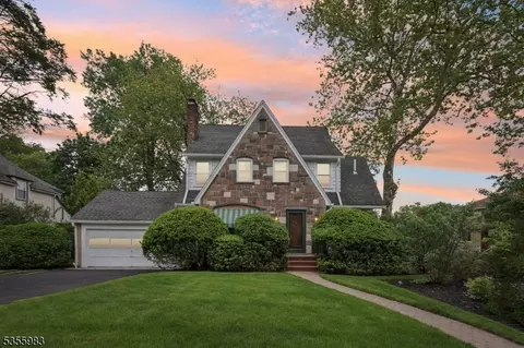10 Highland Pl, West Orange, NJ 07052