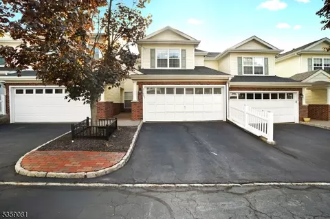 2105 Middlefield Ct, Denville, NJ 07834