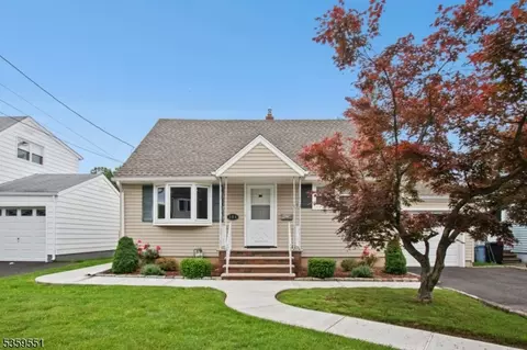 184 Locust Dr, Union, NJ 07083