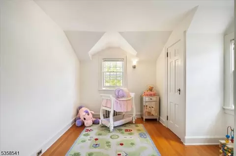 22 Bailey Rd, Millburn, NJ 07041 photo 24