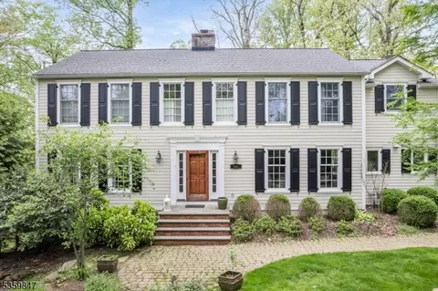 141 Sunset Dr, Chatham Twp, NJ 07928