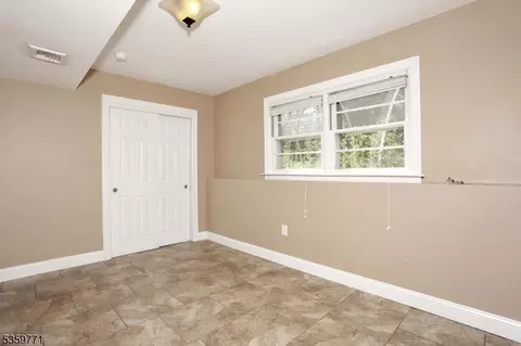 60 Furman Dr, Wayne, NJ 07470 photo 18