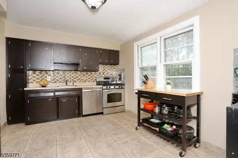 60 Furman Dr, Wayne, NJ 07470 photo 7